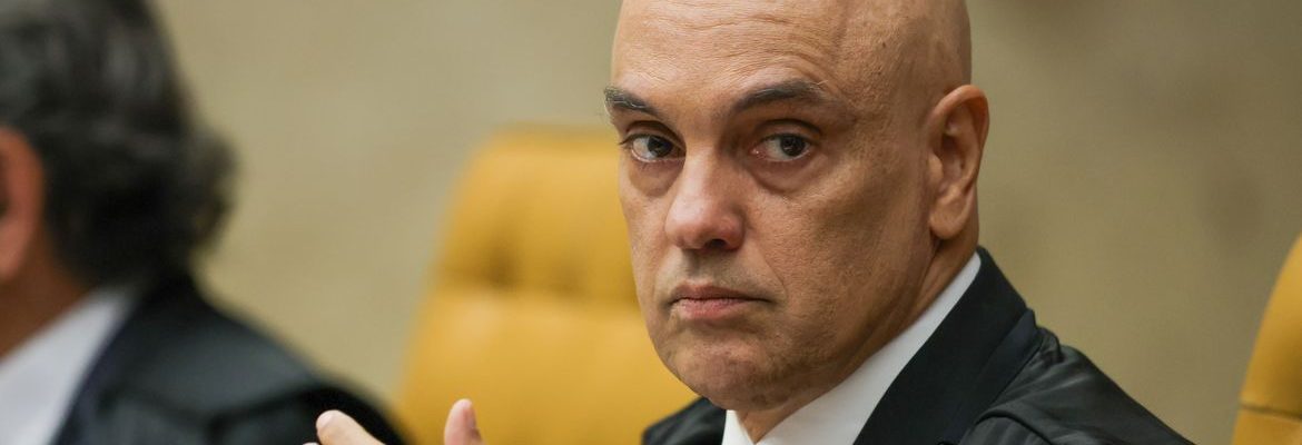 Moraes compara atos de Eduardo Bolsonaro nos EUA a tentativa de golpe