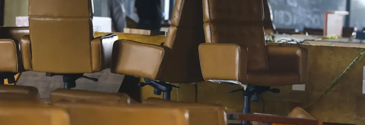 8/1: STF vota para condenar homem que sentou na cadeira de Moraes