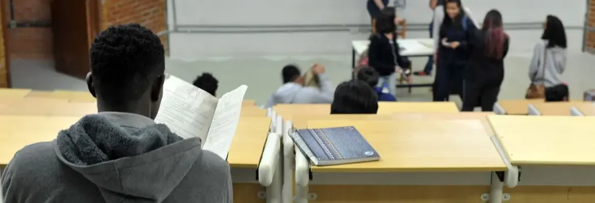 MEC oferta 7,8 mil vagas de pós-graduação gratuita para professores