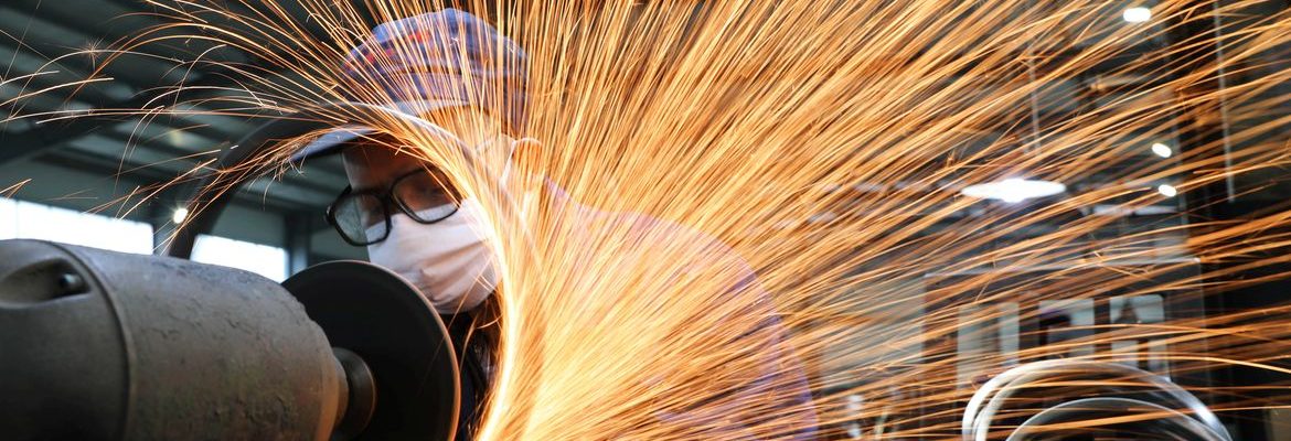 Empresas afetadas por tarifaço podem pedir crédito do Brasil Soberano