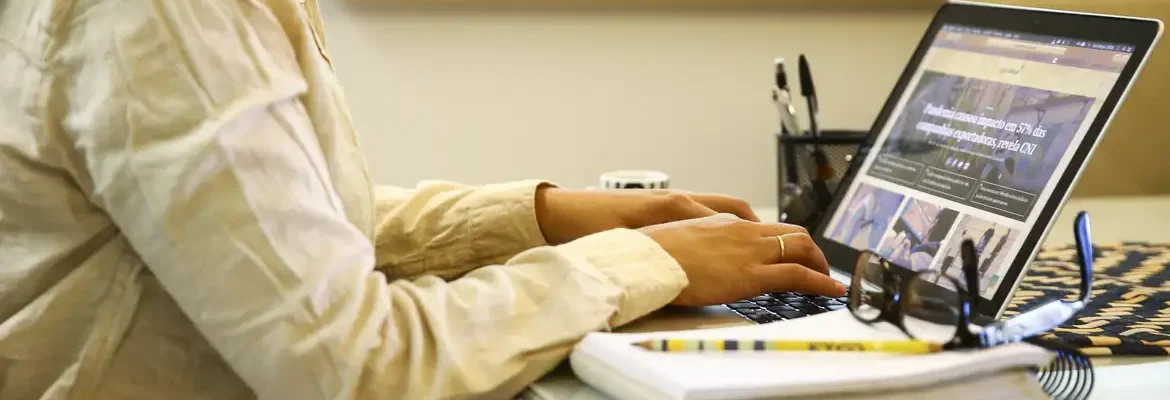 Pesquisa mostra que diferença salarial entre mulheres e homens caiu