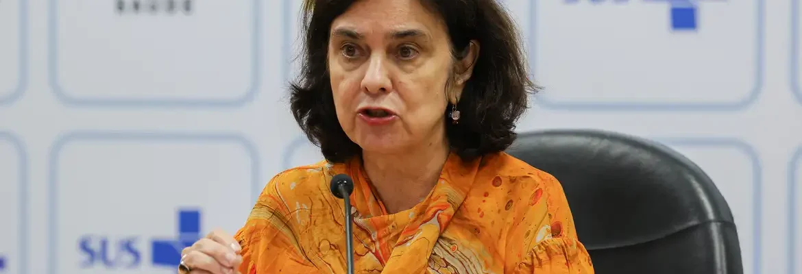 Brasil passa a adotar esquema de dose única contra o HPV