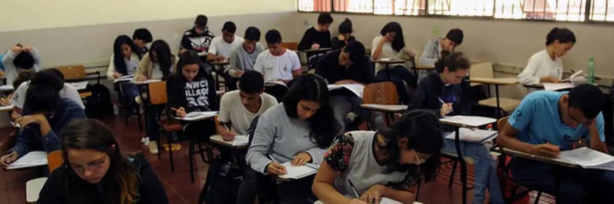 Lula convoca reitores de universidades para negociar e evitar greve