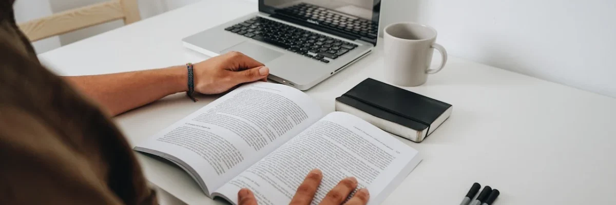 MEC abre cinco cursos de especialização gratuitos e a distância