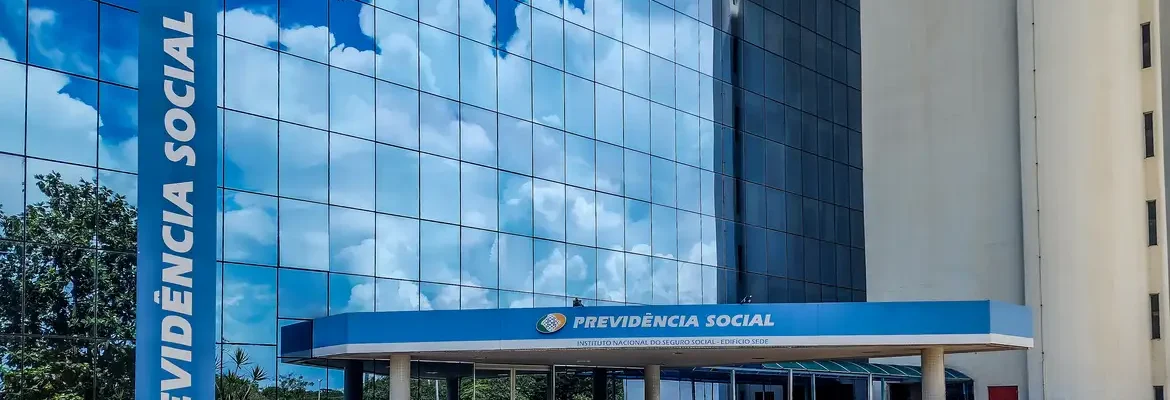 INSS convoca 4,3 milhões de pessoas para fazer prova de vida