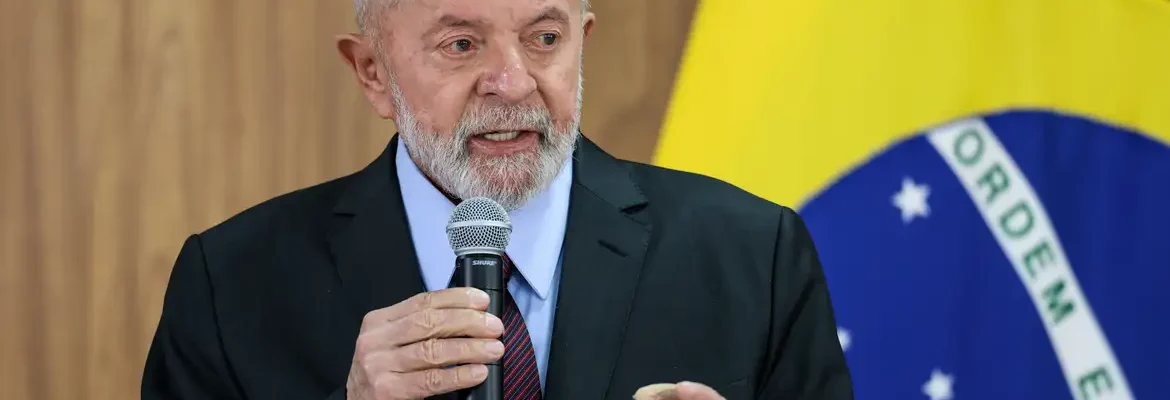 Lula adia viagem ao Chile em razão da crise no Rio Grande do Sul