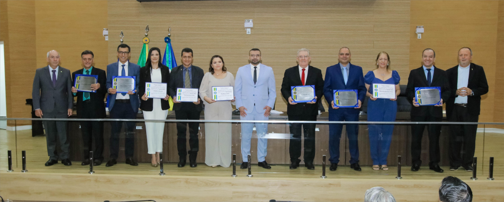 Deputado Ribeiro do Sinpol homenageia profissionais da Contabilidade em sessão solene