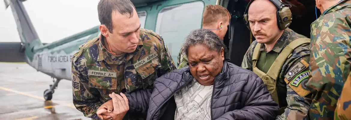 Número de pessoas resgatadas no Rio Grande do Sul chega a 20 mil