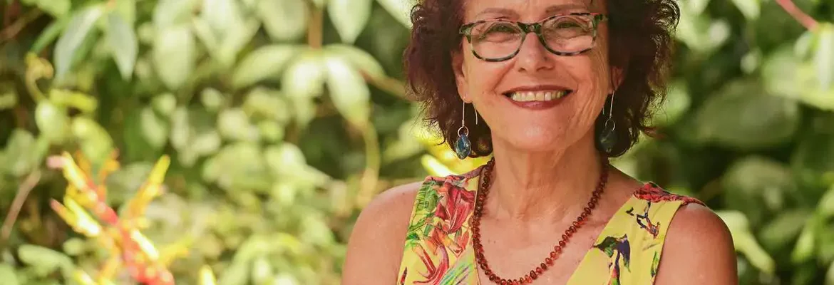 Justiça decreta prisão de donos de cães que atacaram escritora