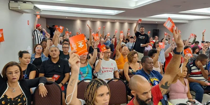 Greve deve paralisar 230 colégios e institutos federais de 18 estados a partir desta quarta (3)