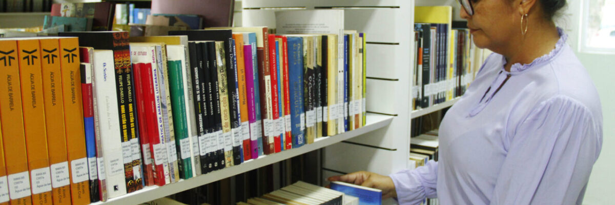 Estrutura da Biblioteca Dr. José Pontes Pinto garante ambiente agradável para estudos e leituras