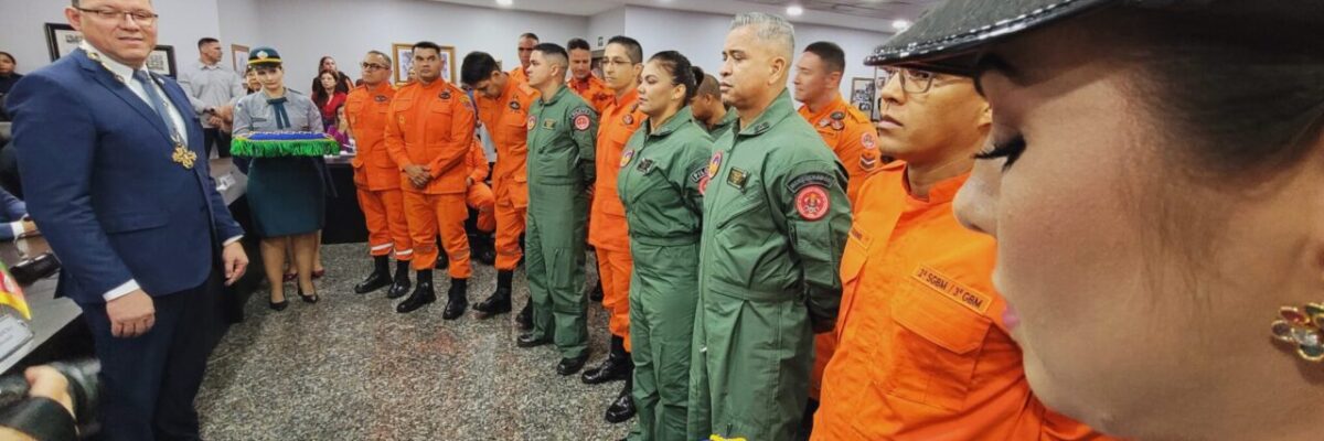 Médicos e militares que atuaram na força-tarefa no Rio Grande do Sul são homenageados pelo governo de RO