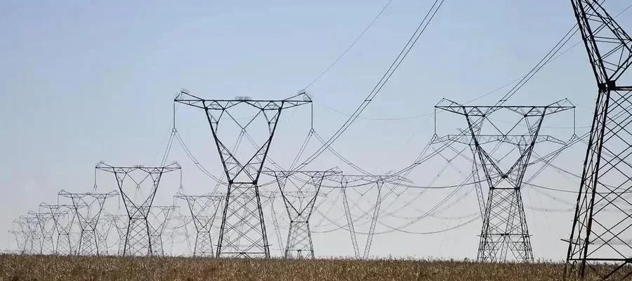 Em dia quente, estados do Acre e Rondônia enfrentam apagão de energia elétrica