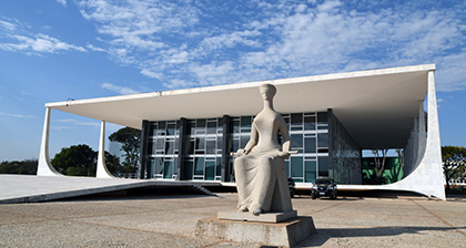 STF valida 102 acordos de acusados pelos atos antidemocráticos de 8/1