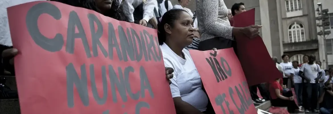 Justiça de SP extingue penas de policiais pelo massacre do Carandiru