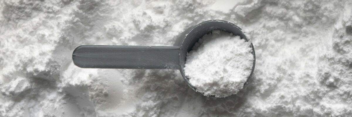 Associação de nutrição reprova 25 marcas de creatina vendidas no Brasil; confira lista