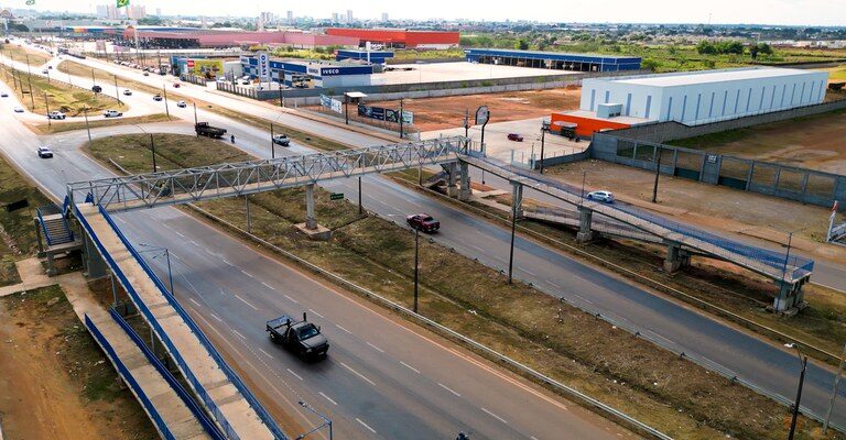 DNIT entrega seis passarelas de pedestres na BR-364/RO e reforça segurança viária em Porto Velho