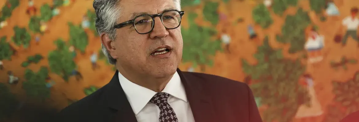 Padilha: crescimento econômico sustentável demanda reforma tributária