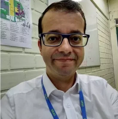 Professores responsabilizam Irineu Souza pela desastrada decisão sobre título e ex-Reitor