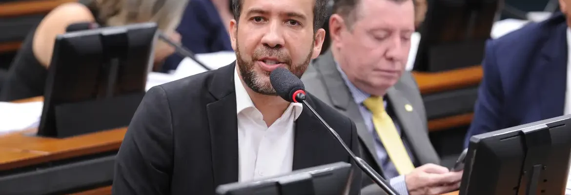 PGR concorda com quebra de sigilos bancário e fiscal de Janones