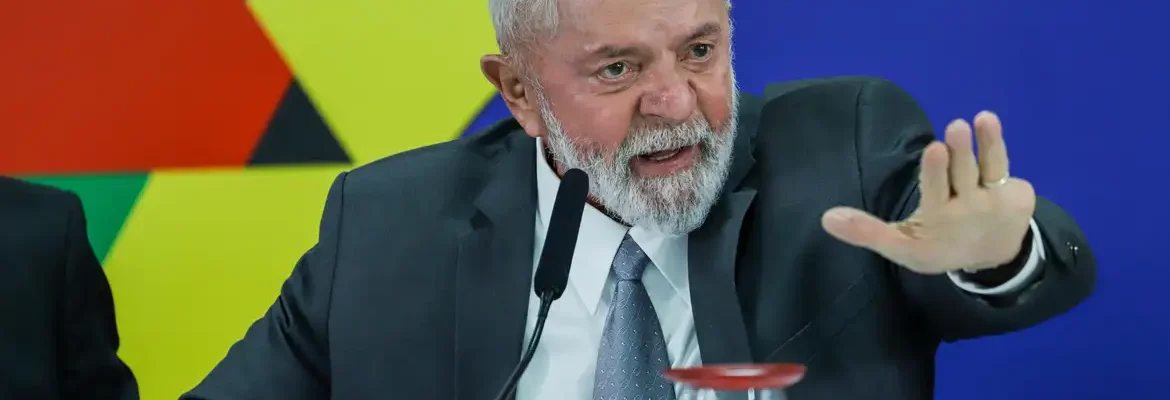 Lula sanciona lei que garante sigilo de vítima de violência doméstica