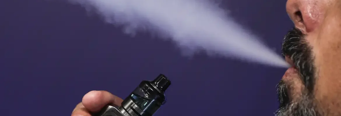 Comissão adia votação do PL que regulamenta cigarro eletrônico