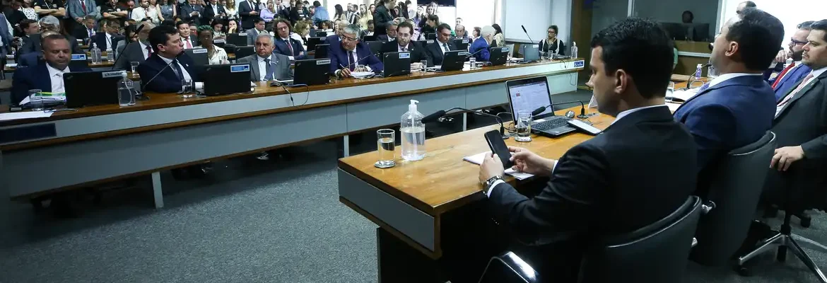 CCJ do Senado aprova aumento de cotas raciais para concurso público