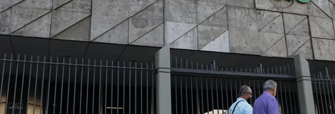 Petrobras entrará com recurso contra suspensão de conselheiro