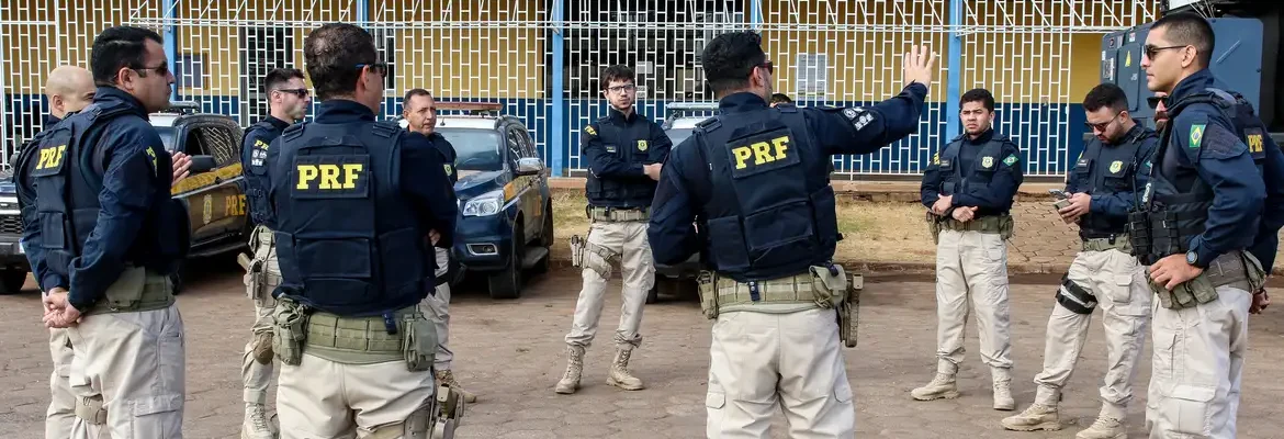 PRF inicia campanha Maio Amarelo, com ações educativas de trânsito