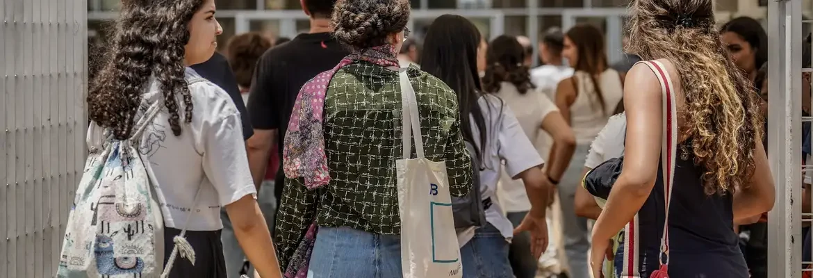 Pedidos de isenção da taxa do Enem podem ser feitos até sexta-feira