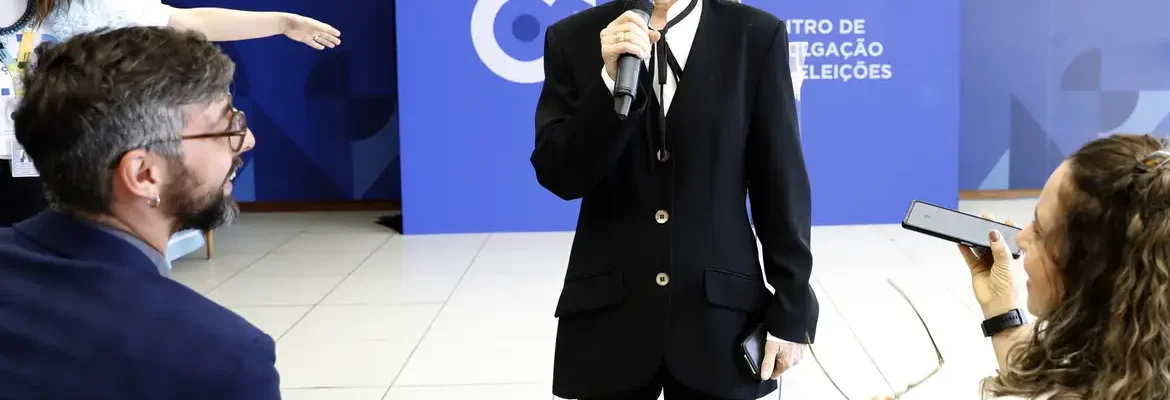 Cármen Lúcia promete pesquisa sobre motivos de abstenção