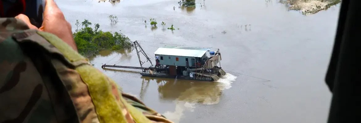 Na Amazônia, 77% do garimpo ficam a menos de 500 m de cursos d’água